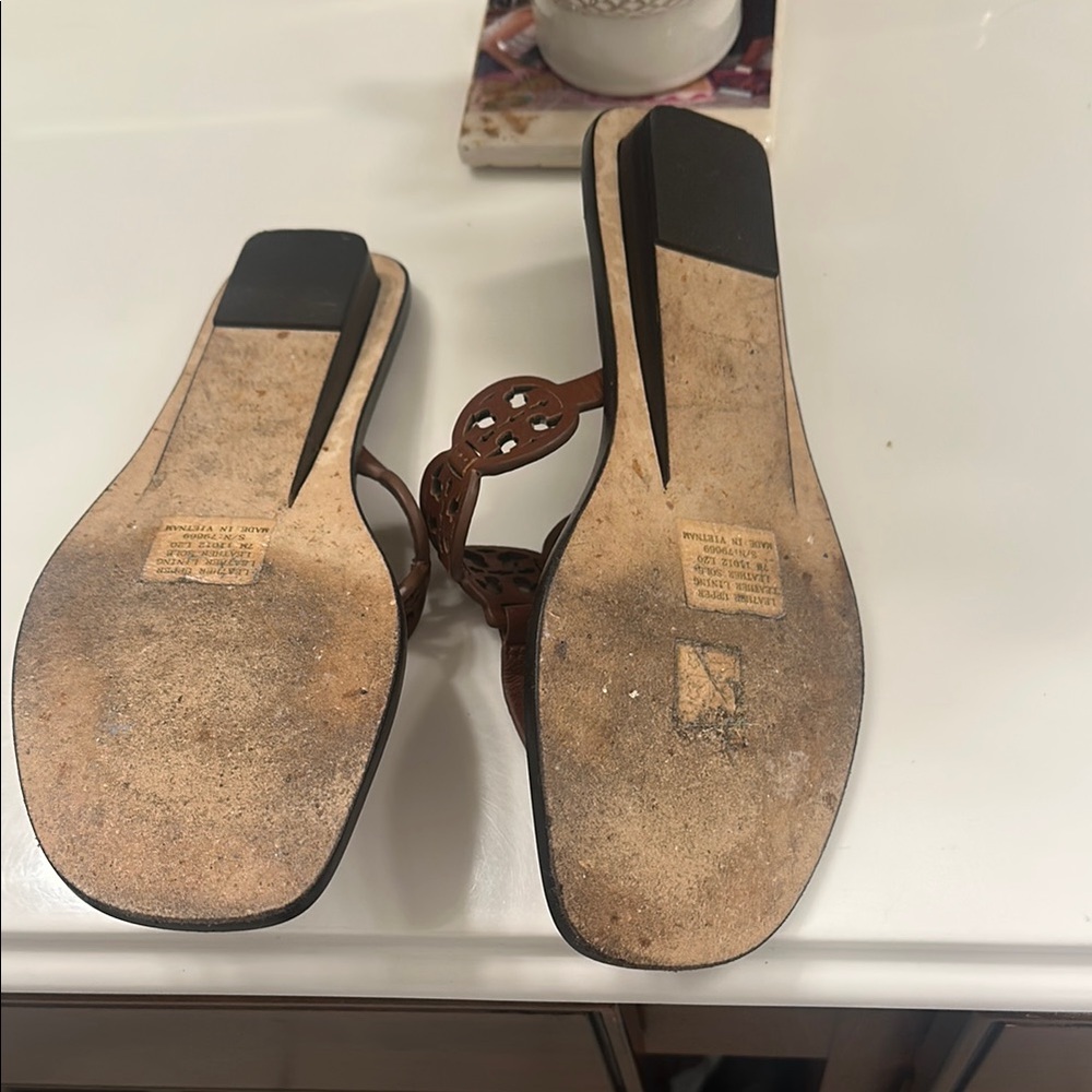 Tory Burch Brown Leather Sandals size 7 - Picture 4 of 7
